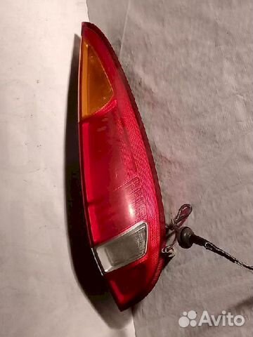 Фонарь (стоп сигнал) задний правый 220-63522 правы
