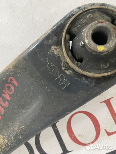 Hyundai solaris рычаг правый