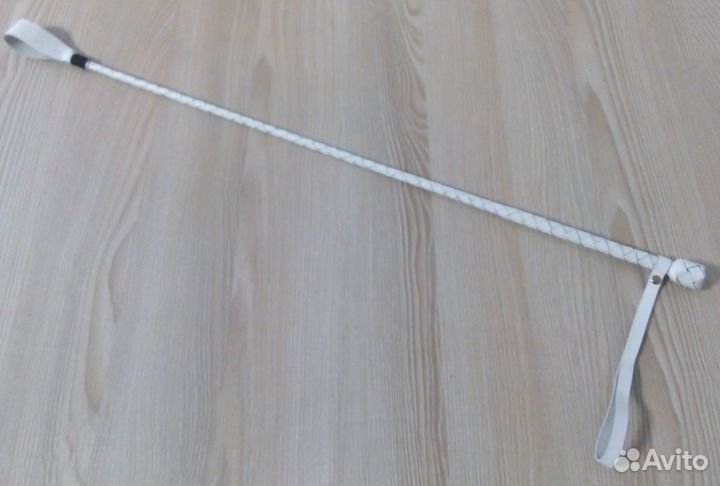 Стек / хлыст белый
