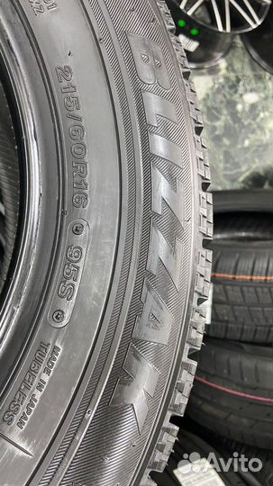 Bridgestone Blizzak VRX 215/60 R16 95S