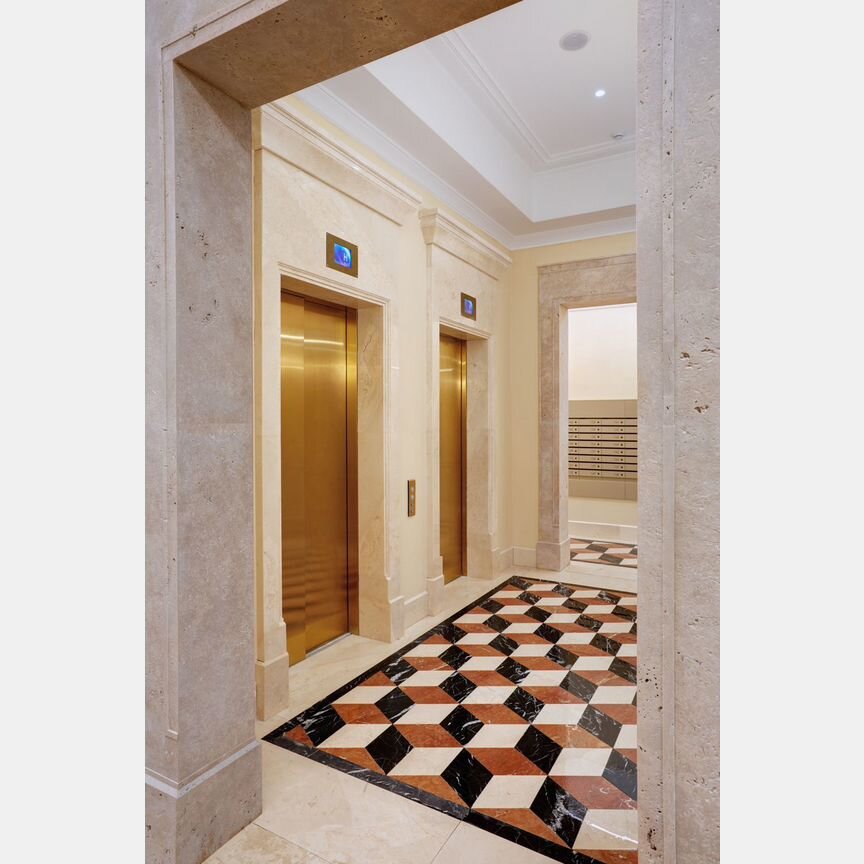 2-к. квартира, 62 м², 4/19 эт.