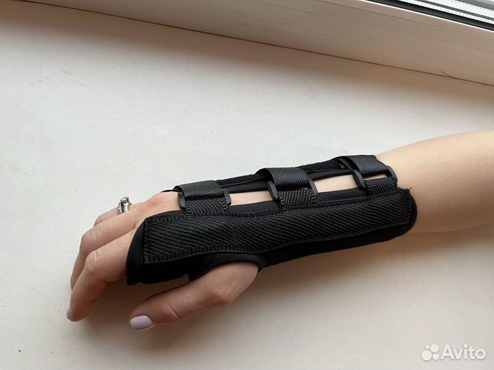 Ортез жесткий на лучезапястный сустав. Без наценок