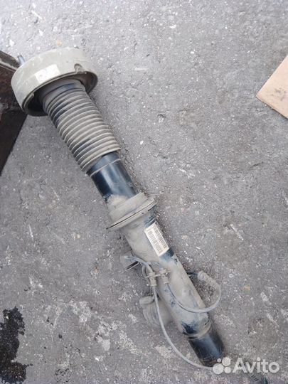 BMW X5 F15 X6 F16 стойка передняя правая