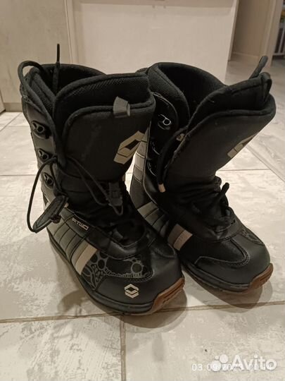 Сноубордические ботинки женские 38