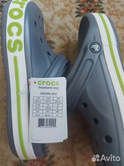 Сабо Crocs salah crog