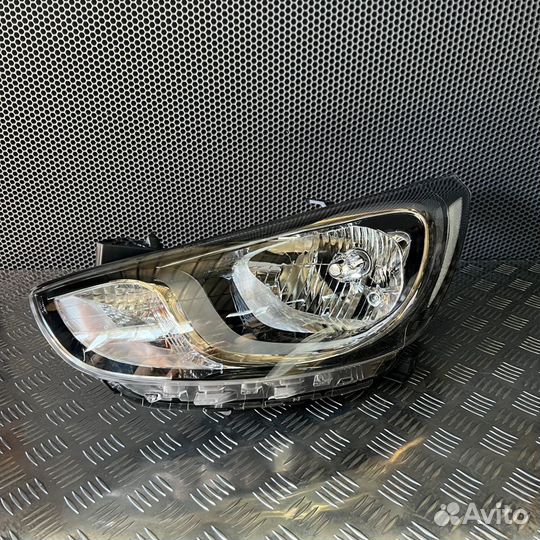 Фара левая Hyundai Solaris 1