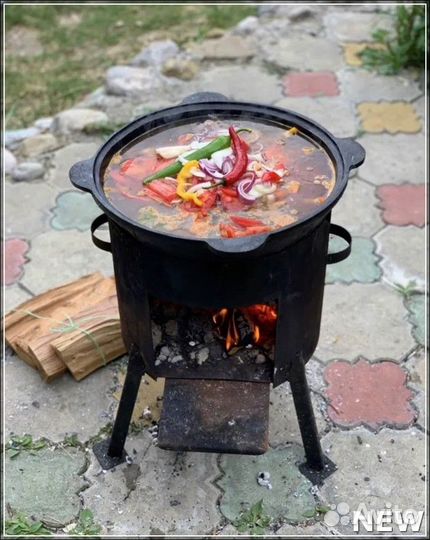 Казан чугунный с печкой