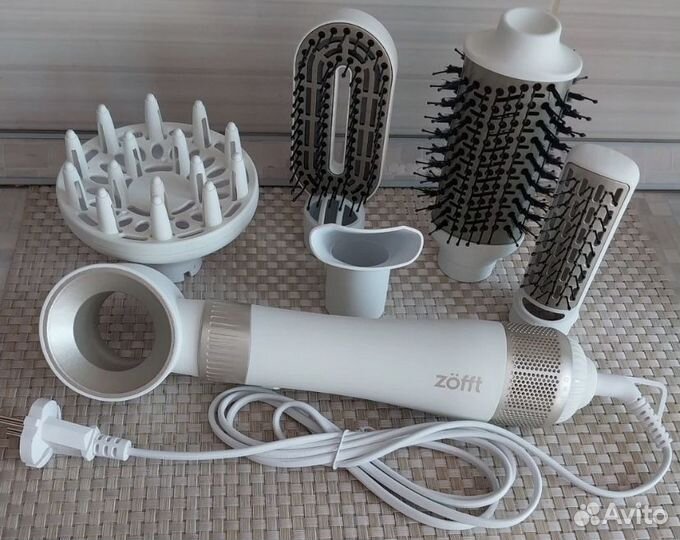 Фен-щётка Zofft