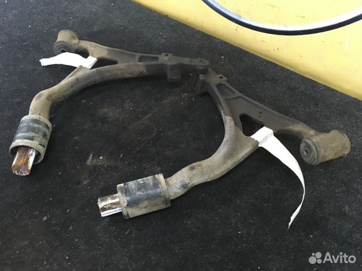 Рычаг передний нижний Мерседес мл w 163 Разборка