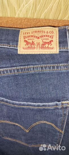 Джинсы levis