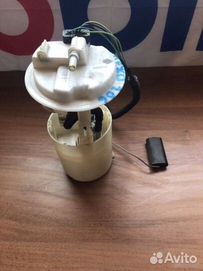 Топливный насос Peugeot 206