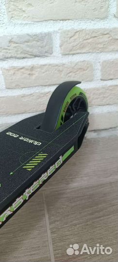 Трюковой самокат Tech Team Duker 202