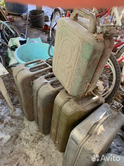 Канистры металлические