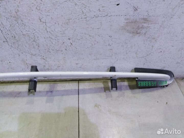 Накладка переднего бампера