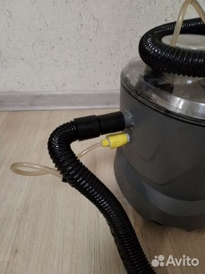 Пылесос Karcher puzzi 10 1