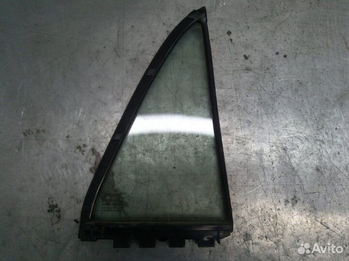 Стекло двери заднее левое Toyota Corolla E12 1.4