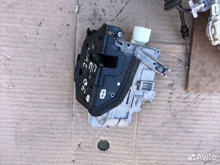 Замок дверь передний правый фольксваген пассат б6