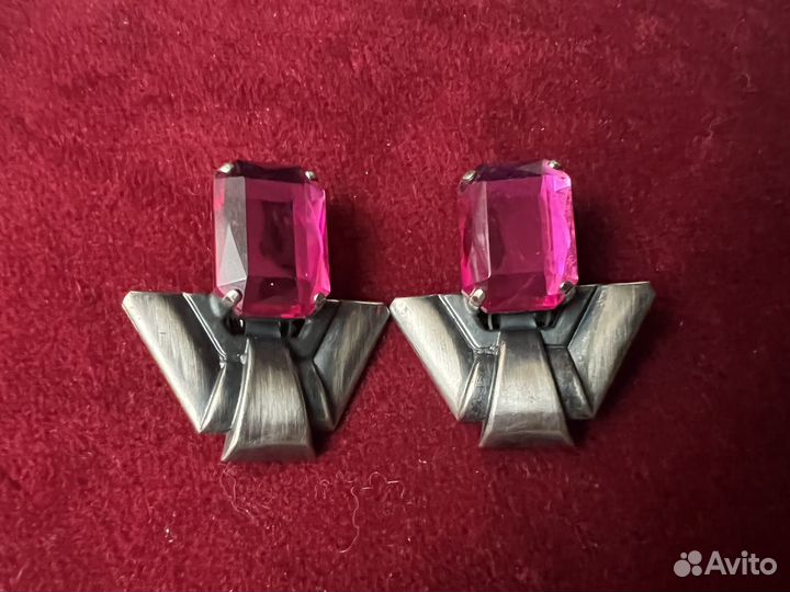 Винтажные клипсы, Австрия