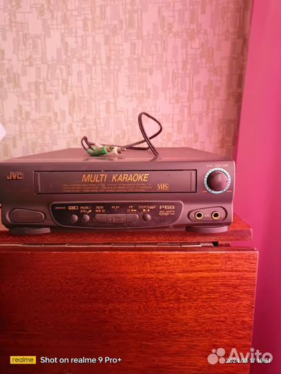 Видеомагнитофон JVC