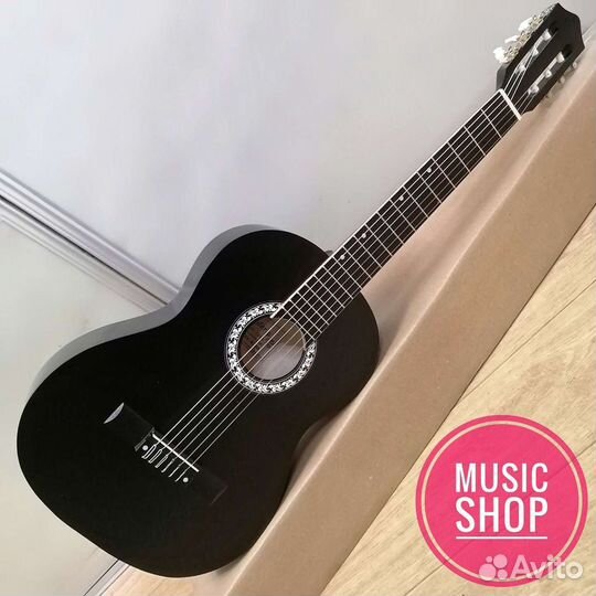 Гитара новая классическая