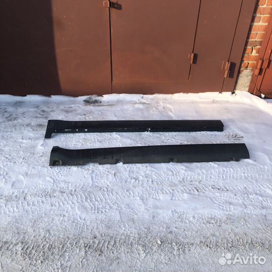 Порог накладка порога правая Ford Kuga Форд Куга