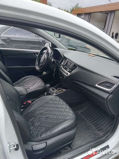 Hyundai Solaris 1.6 AT, 2018, битый, 200 000 км