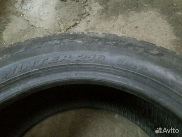 Pirelli Winter Sottozero 210 Serie II 225/55 R17