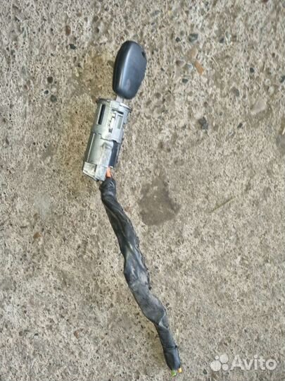 Замок зажигания renault logan 1