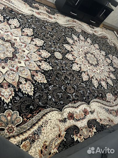 Ковер иранский