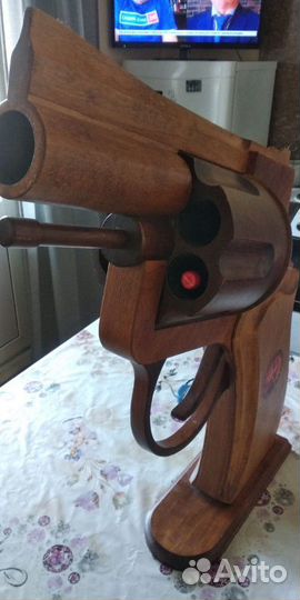 Пистолет из дерева -Бука