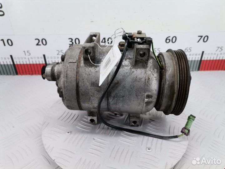 Компрессор кондиционера для Volkswagen Passat 5