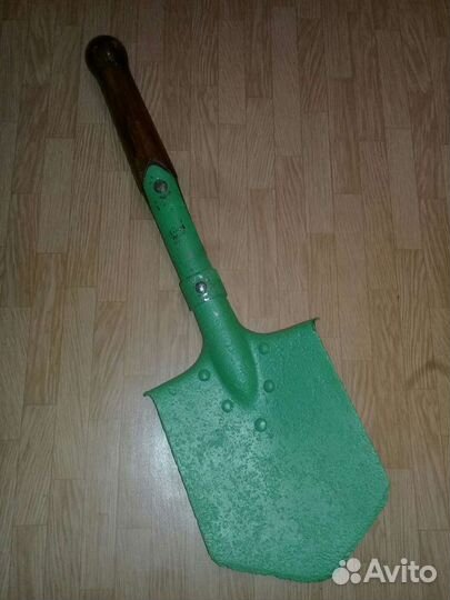 Саперная лопатка советская