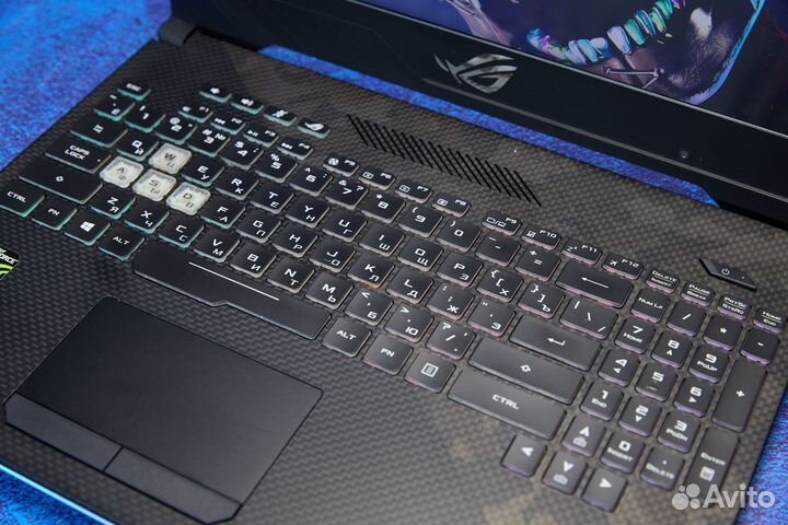 Asus ROG, Игровой ноутбук - Core i7 + RTX 2060