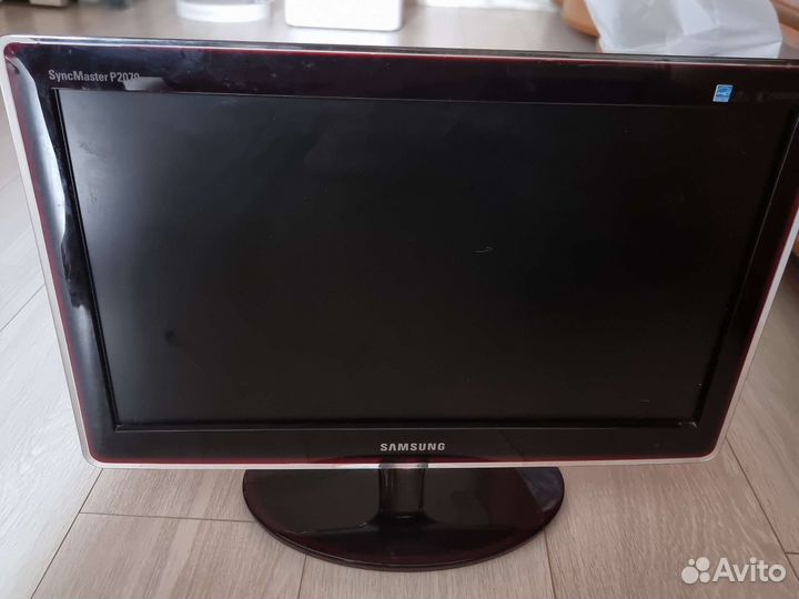 Монитор samsung P2070H