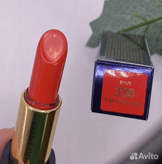 Помада estee lauder Pure Color Envy Sculpting