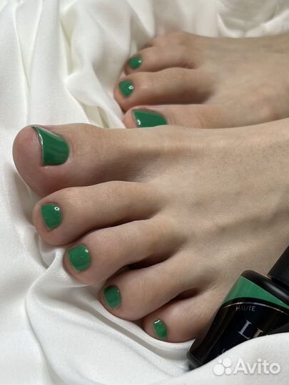 Маникюр /педекюр гель лак