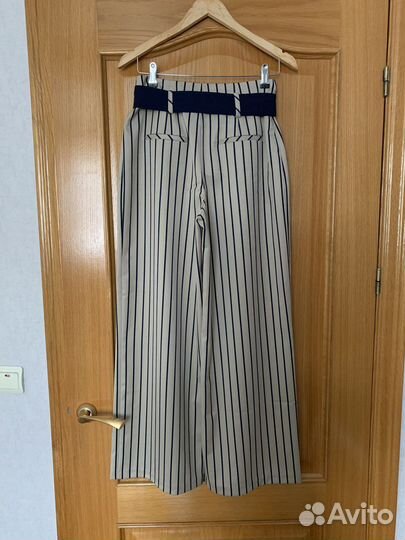 Брюки Topshop на высокой талии