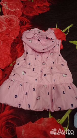 Безрукавка для девочки4-6лет