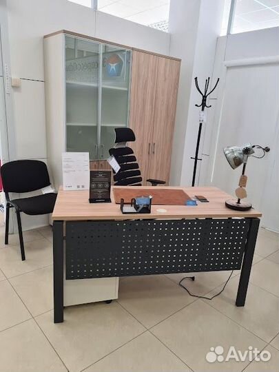 Офисная мебель