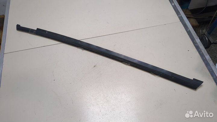 Молдинг стекла Tesla Model S, 2013