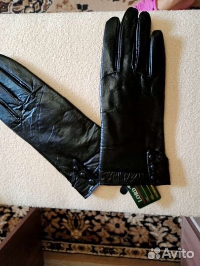 Перчатки женские натуральная кожа лаковые новые