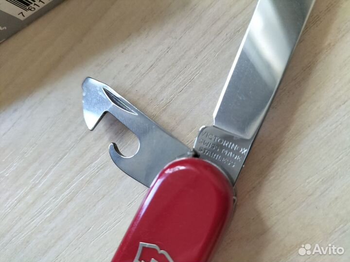 Настоящий швейцарский складной нож victorinox