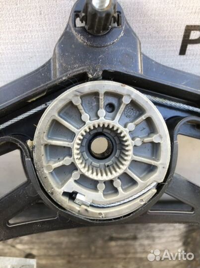 Стеклоподъемник Audi A6