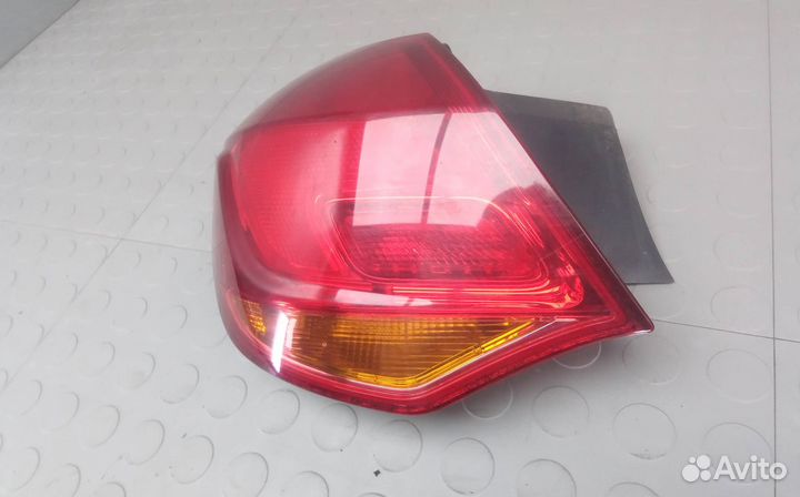 Фонарь задний левый Opel Astra J 2010