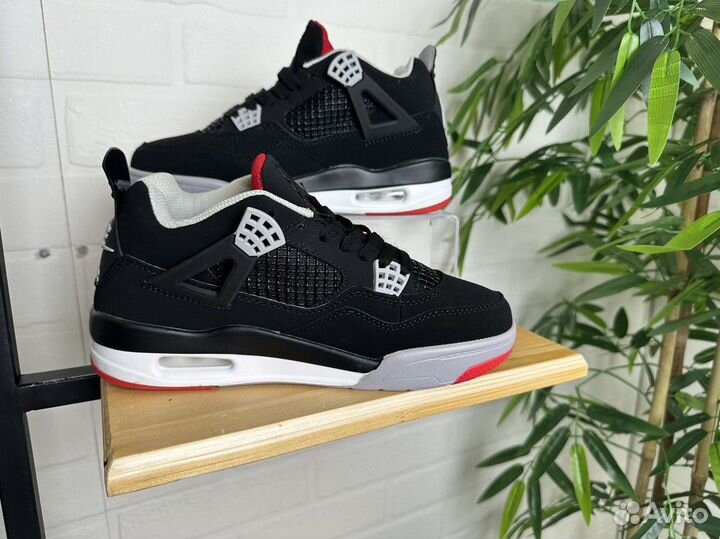 Кроссовки мужские Nike Air Jordan 4 retro