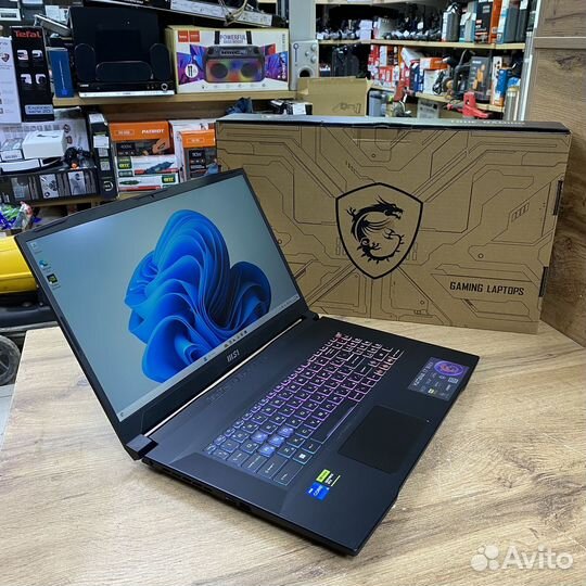 17.3» Ноутбук MSI Katana B12VFK-463XRU