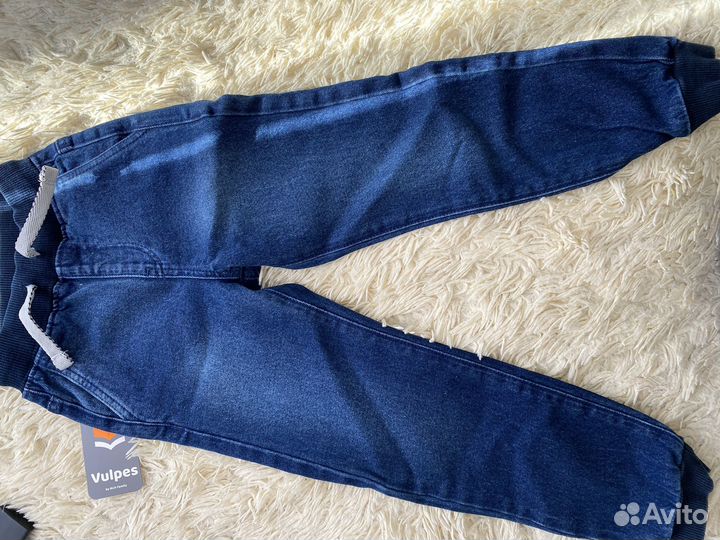 Джинсы
