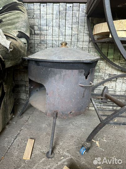 Казан чугунный 22 литра с печкой