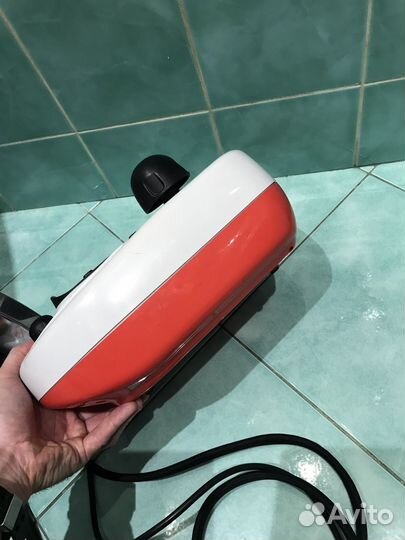 Профессиональный Утюг с парогенератором Elna 340