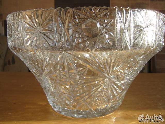 Ваза хрустальная